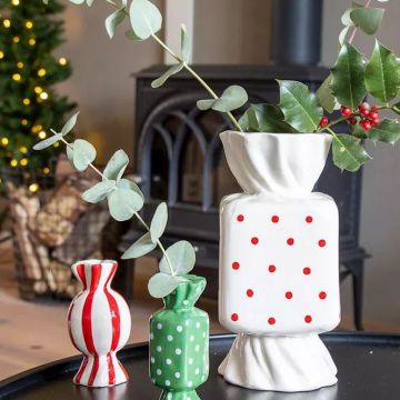 Winter joy in every sweet Winter joy in every sweet