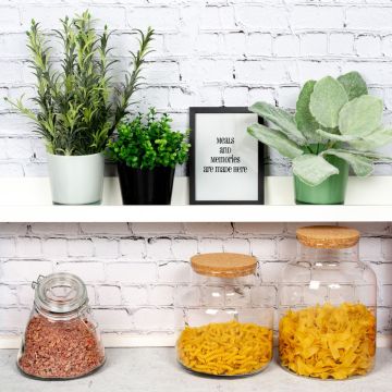 Kitchen flair & storage