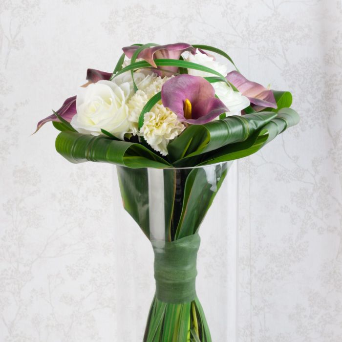 Bridal bouquet redesign for Janine