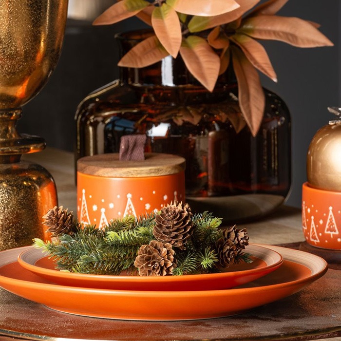 Bowls, plates, trays