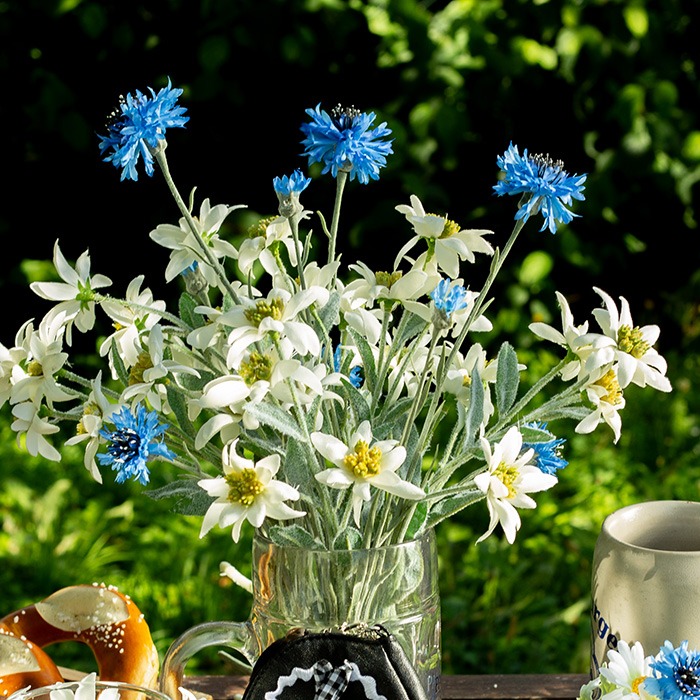 Flower bouquets for Oktoberfest