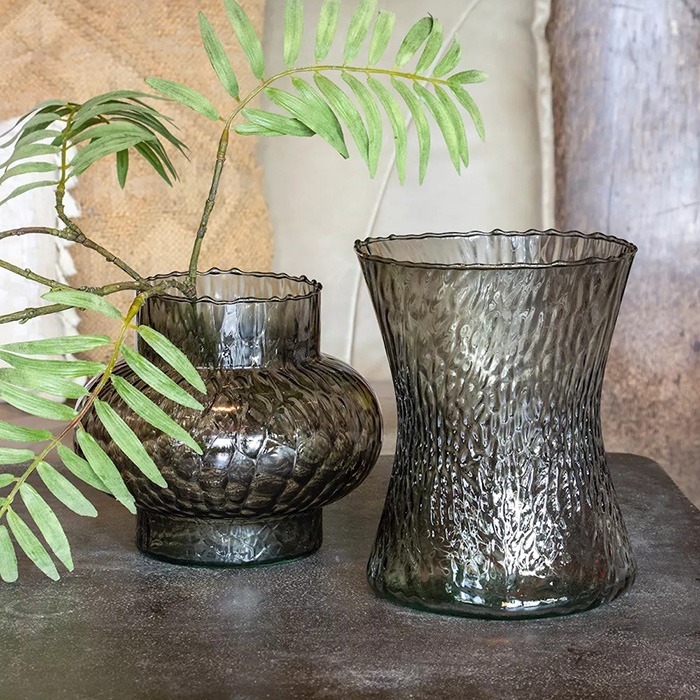 Anthracite vases